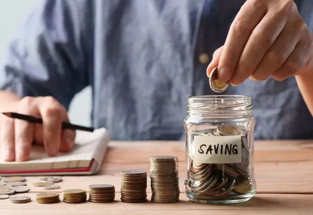 10 Ways to Save Money Without Sacrificing Lifestyle