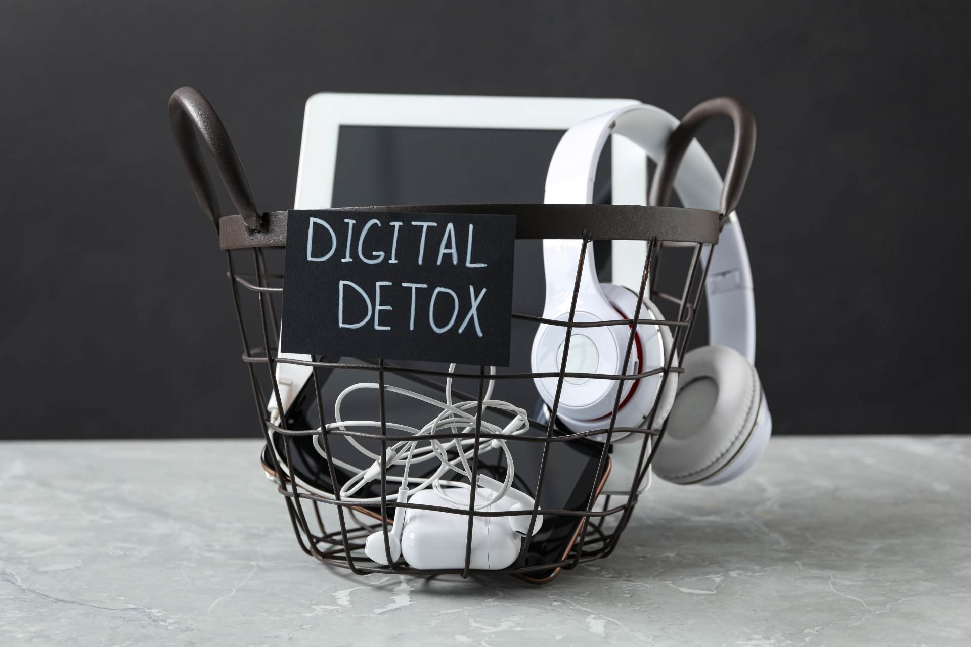Digital Detox for Mental Clarity: Reclaim Your Focus